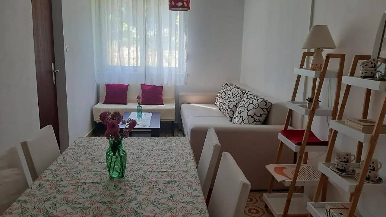 Apartman Iris Split Apartment